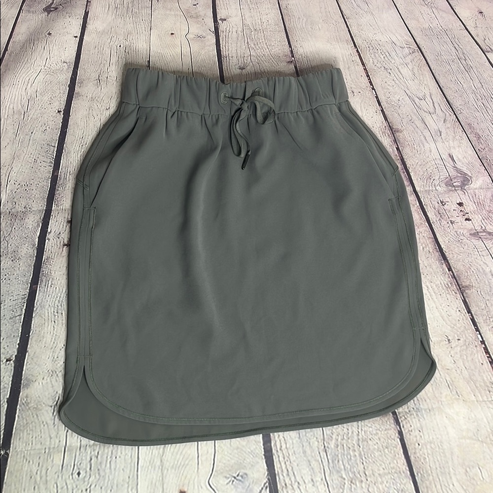 Lululemon On the Fly Skirt